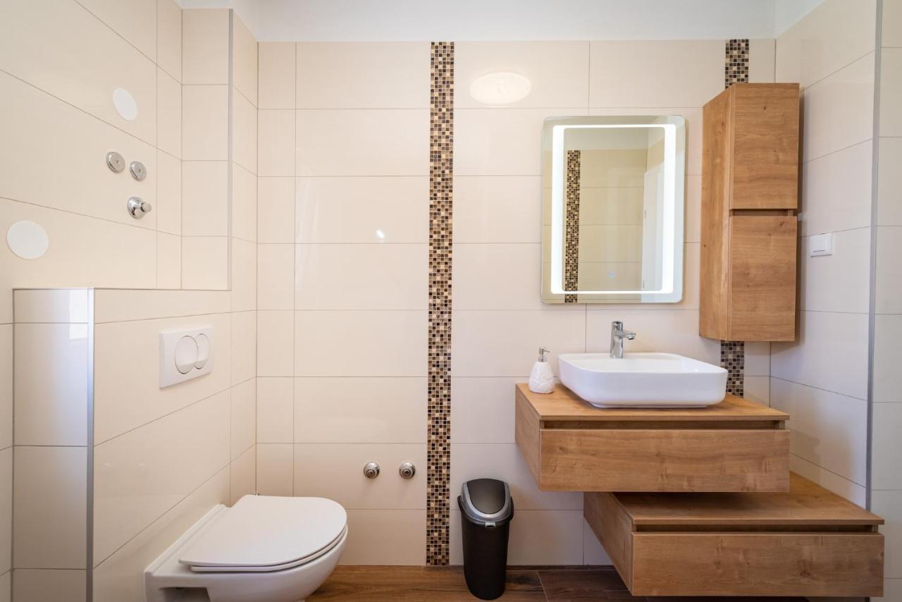 Apartments Junior Zadar Ngoại thất bức ảnh