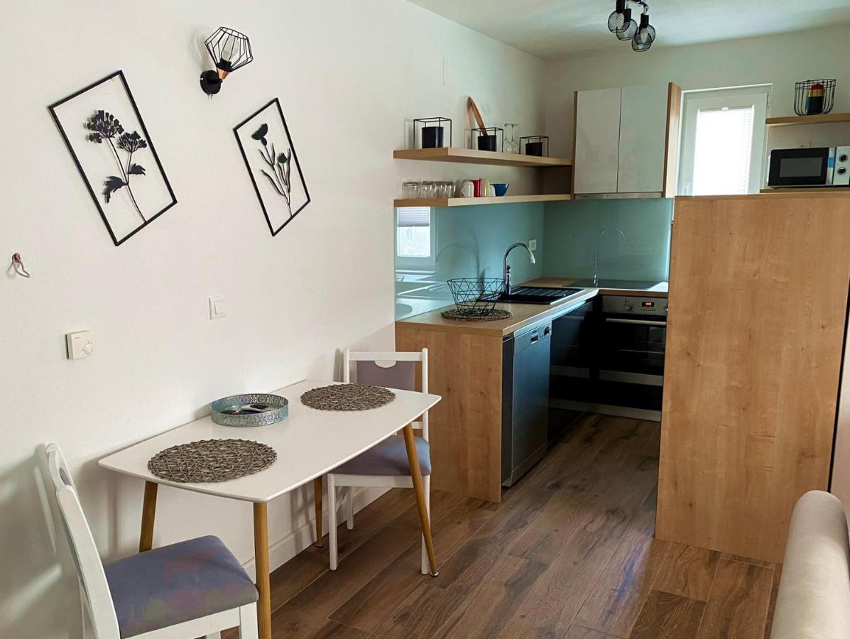 Apartments Junior Zadar Ngoại thất bức ảnh
